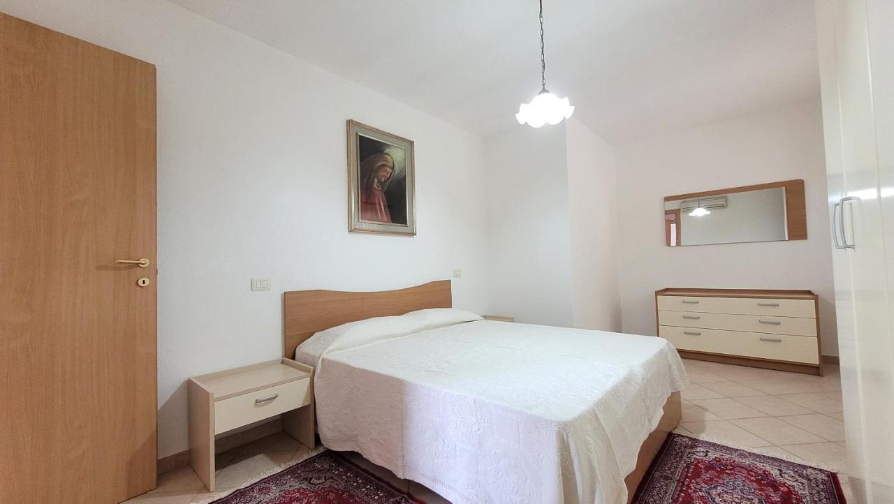 Residenza La Pineta Orosei Villa Bagian luar foto